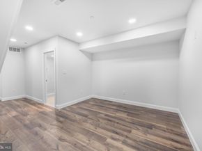 268 Dupont Street, Philadelphia PA 19128