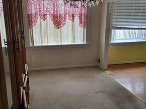 227 Ridgefield Road, Philadelphia PA 19154