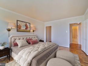 2475 Virginia Avenue NW PH930, Washington DC 20037