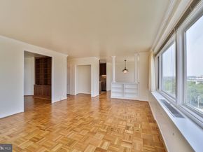 2475 Virginia Avenue NW PH930, Washington DC 20037