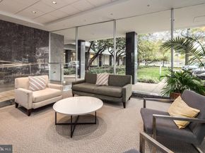 2475 Virginia Avenue NW PH930, Washington DC 20037