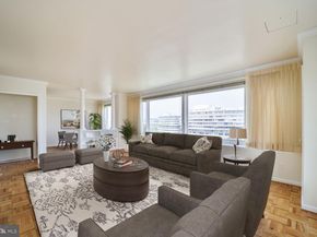 2475 Virginia Avenue NW PH930, Washington DC 20037