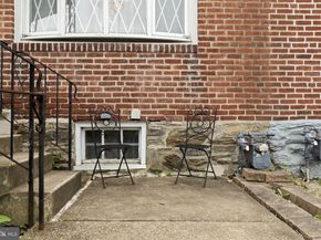 1204 Cobbs St, Drexel Hill PA 19026