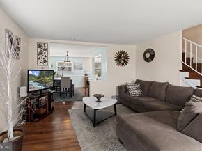 1204 Cobbs St, Drexel Hill PA 19026