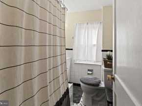 1204 Cobbs St, Drexel Hill PA 19026