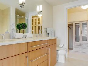 1111 19TH Street N 2007, Arlington VA 22209