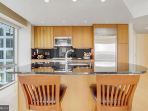 1111 19TH Street N 2007, Arlington VA 22209