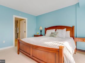 1111 19TH Street N 2007, Arlington VA 22209
