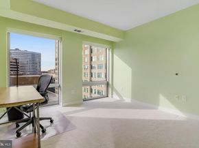 1111 19TH Street N 2007, Arlington VA 22209