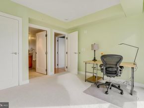 1111 19TH Street N 2007, Arlington VA 22209