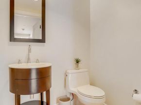 1111 19TH Street N 2007, Arlington VA 22209