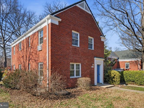 3233 Martha Custis Drive, Alexandria VA 22302