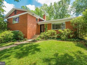 3910 Montrose Driveway, Chevy Chase MD 20815