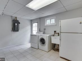 3910 Montrose Driveway, Chevy Chase MD 20815