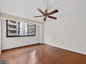 4550 N Park Avenue N 914, Chevy Chase MD 20815