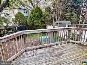 27 Garden Drive, Alexandria VA 22304