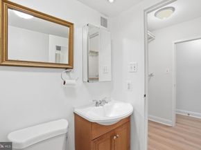 1260 21st Street NW 314, Washington DC 20036