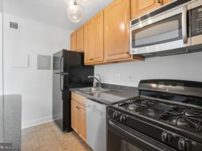 1260 21st Street NW 314, Washington DC 20036