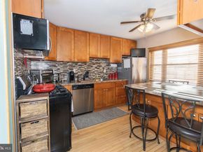 3349 Morning Glory Road, Philadelphia PA 19154