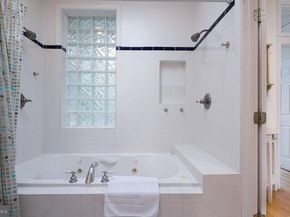 1434 T Street NW, Washington DC 20009