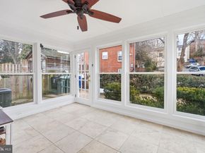 6060 N 9TH Street N, Arlington VA 22205