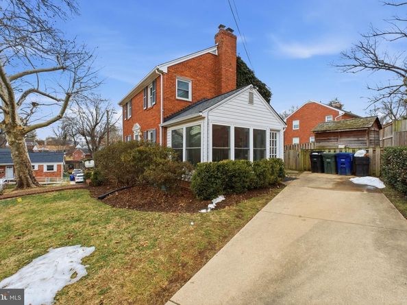 6060 N 9TH Street N, Arlington VA 22205