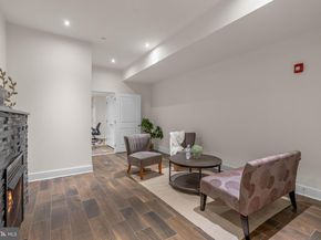 512 S Front Street 2, Philadelphia PA 19147