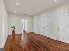 512 S Front Street 2, Philadelphia PA 19147