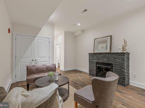 512 S Front Street 2, Philadelphia PA 19147