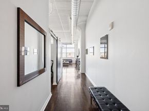 2200 Arch Street 902, Philadelphia PA 19103