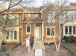 1106 Whitworth Court, Herndon VA 20170