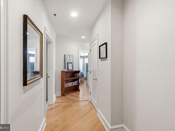 201 N 8TH Street 505, Philadelphia PA 19106