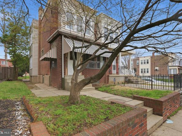 537 Robbins Street, Philadelphia PA 19111