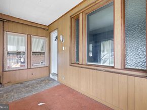 537 Robbins Street, Philadelphia PA 19111