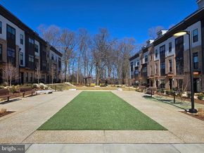 2106 Tysons Ridgeline Road, Falls Church VA 22043