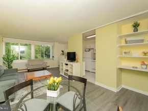 604 S Washington Square 306, Philadelphia PA 19106