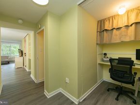 604 S Washington Square 306, Philadelphia PA 19106