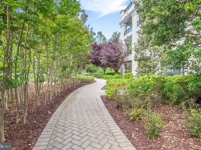 8111 River Road 131, Bethesda MD 20817