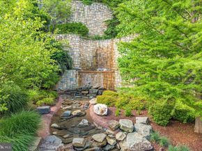8111 River Road 131, Bethesda MD 20817