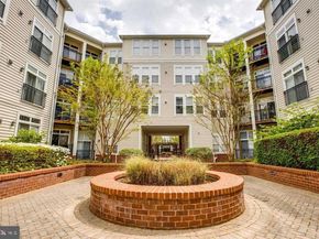 2665 Prosperity Avenue 403, Fairfax VA 22031