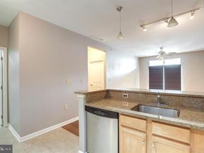 2665 Prosperity Avenue 403, Fairfax VA 22031