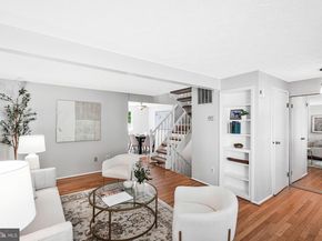 2038 Brooks Square Place, Falls Church VA 22043
