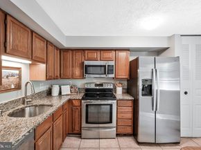 2038 Brooks Square Place, Falls Church VA 22043