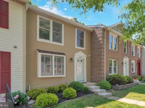 2038 Brooks Square Place, Falls Church VA 22043