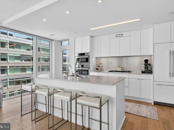 37 L Street SE 802, Washington DC 20003