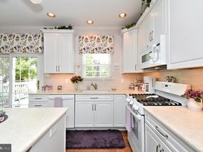 404 English Ivy Drive, Warrington PA 18976