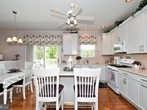 404 English Ivy Drive, Warrington PA 18976