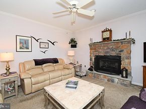 404 English Ivy Drive, Warrington PA 18976
