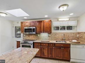919 Croton Road, Wayne PA 19087