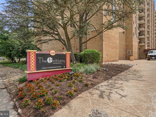 4500 S Four Mile Run Drive 1122, Arlington VA 22204